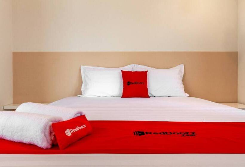 חדר סטנדרט, Reddoorz Syariah @ Kebraon
