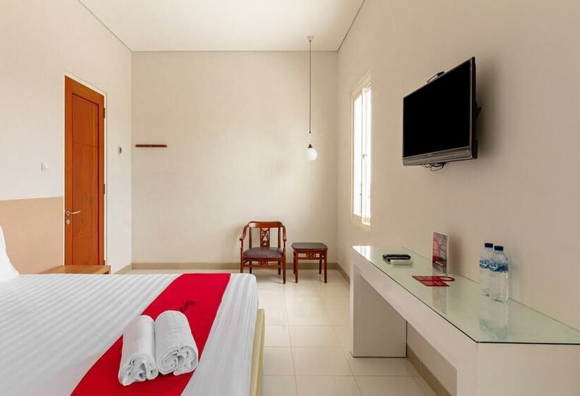 חדר דלוקס, Reddoorz Syariah @ Kebraon