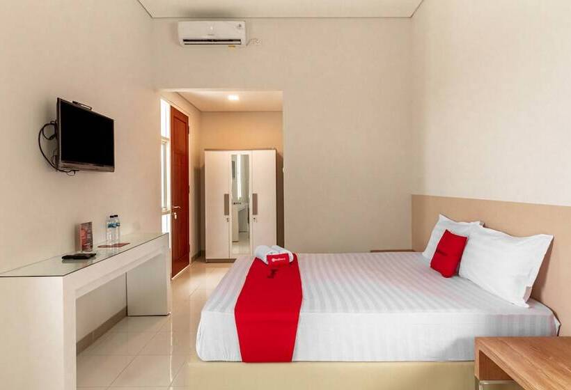 חדר דלוקס, Reddoorz Syariah @ Kebraon