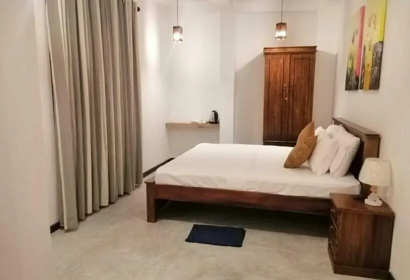 デラックスルーム, Sinali Villa