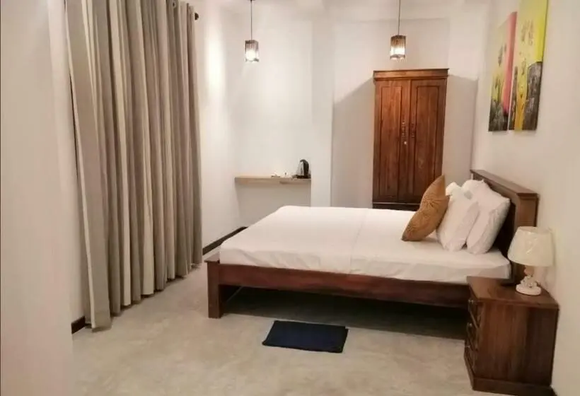 デラックスルーム, Sinali Villa