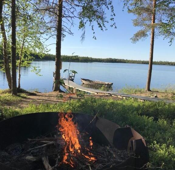 Номер Стандарт Вид на Озеро, Metsa Kolo