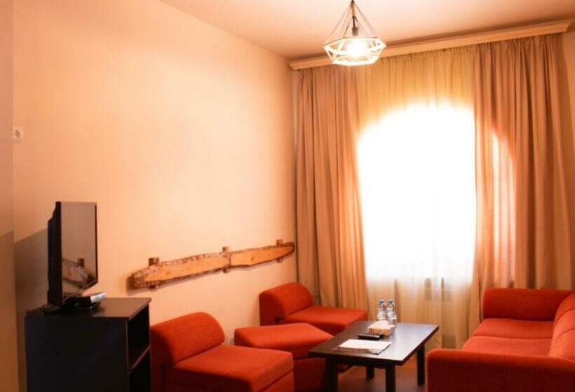 غرفة ديلوكس, Tezh Ler Resort