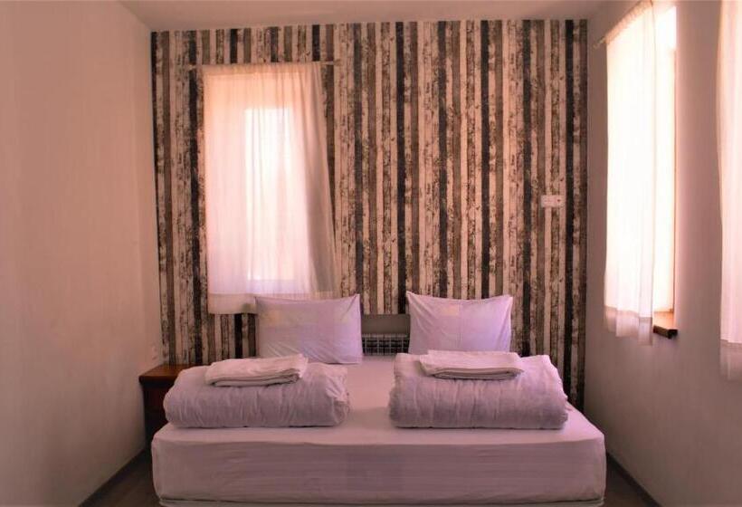 غرفة ديلوكس, Tezh Ler Resort