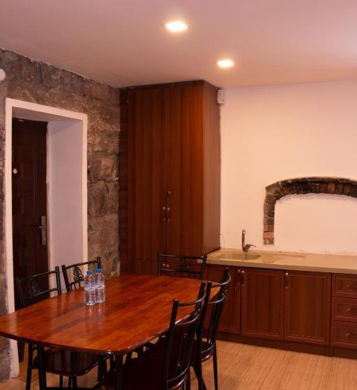 منزل غرفة نوم واحدة, Tezh Ler Resort