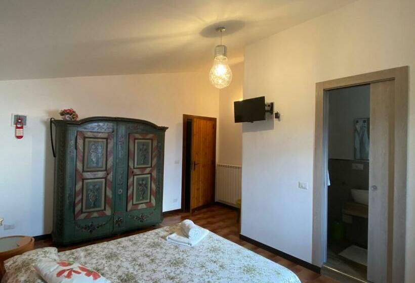 חדר סטנדרט עם מיטת קינג, B&b Villa Reginella