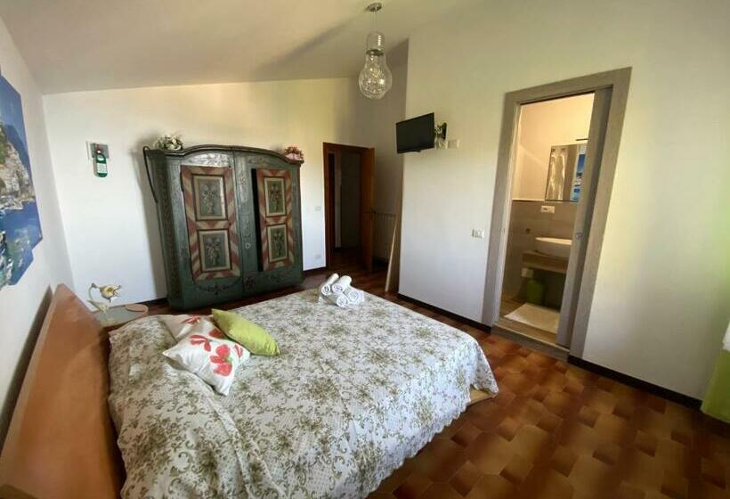 חדר סטנדרט עם מיטת קינג, B&b Villa Reginella