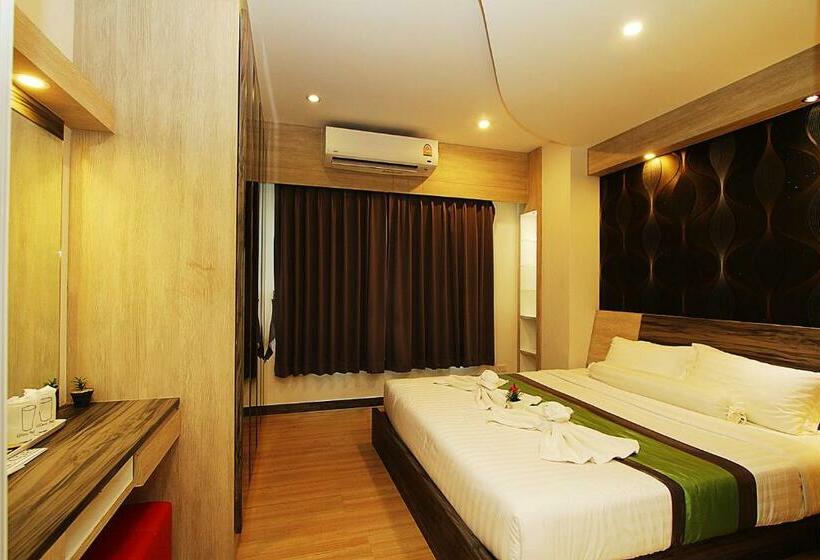 Quarto standard, The Contrast I