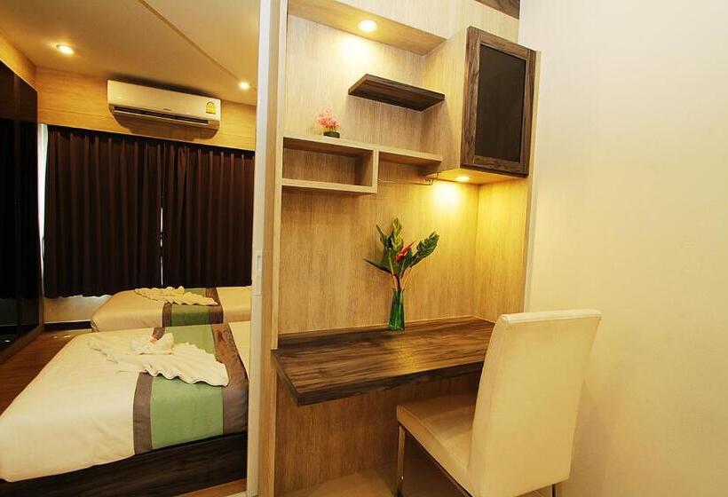 Quarto standard, The Contrast I