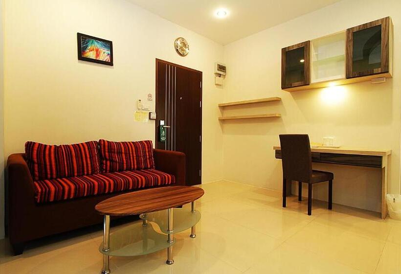 Quarto superior, The Contrast I