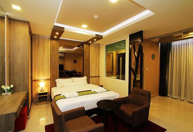 Quarto deluxe, The Contrast I