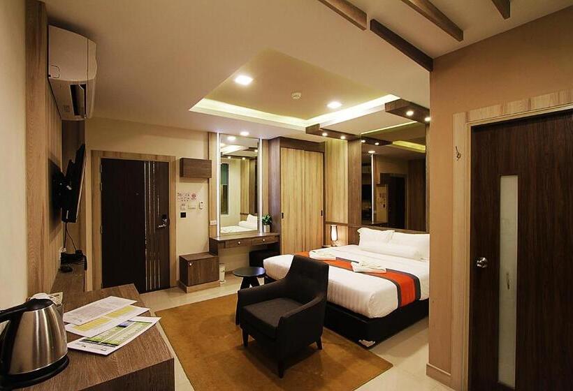 Quarto Standard Cama King, The Contrast I