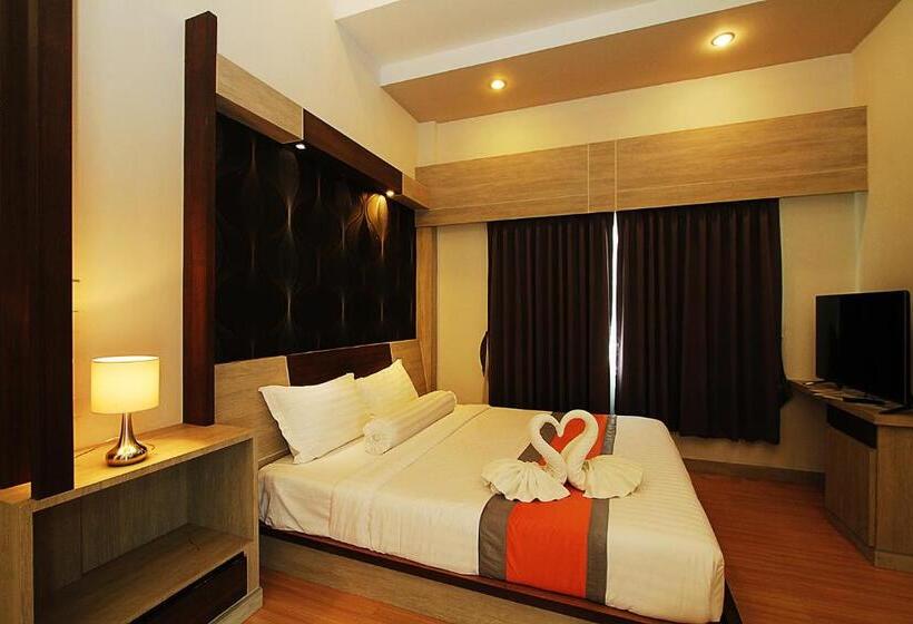 Quarto deluxe, The Contrast I