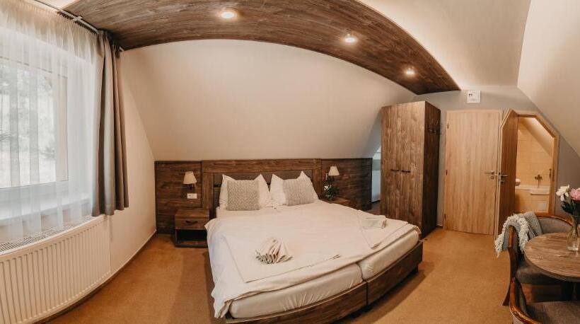 Семейное Студио, Penzión Ski Jezersko