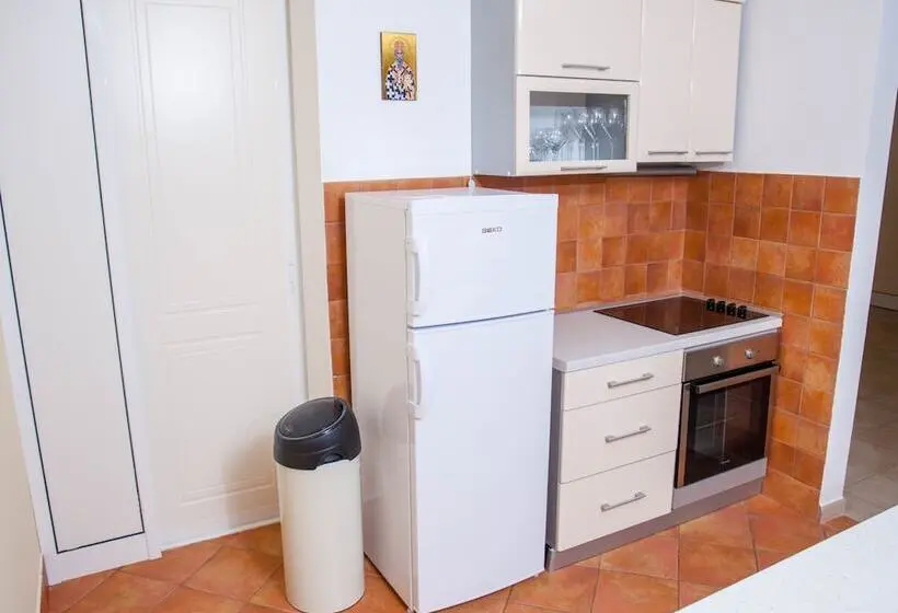 آپارتمان مدیریتی 3 خوابه, Villa Edelweiss