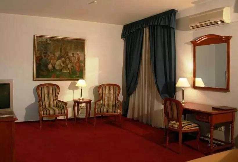 اتاق راحتی, Art Hotel Academy