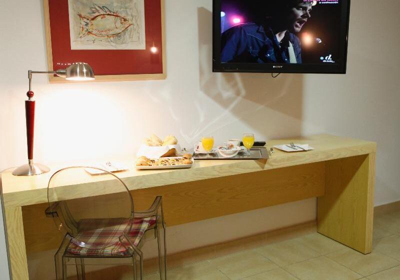 غرفة قياسية, Adiafa