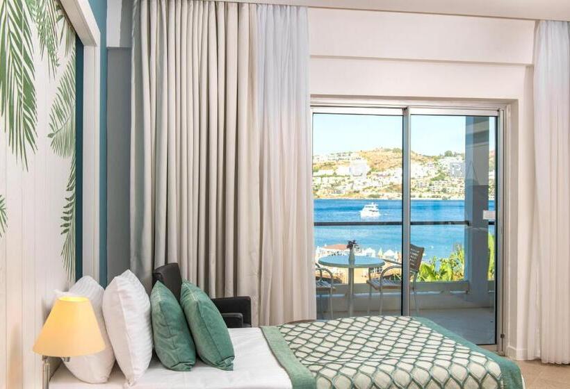 اتاق لوکس با چشم‌انداز دریا, Baia Bodrum