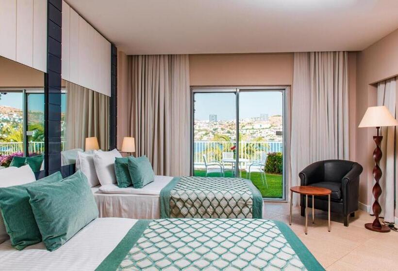 اتاق لوکس چهار تخته, Baia Bodrum