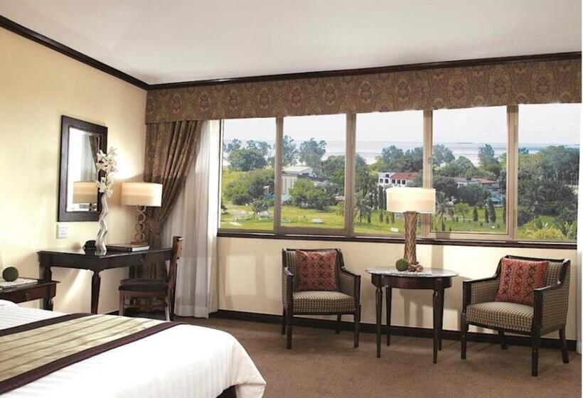 수피리어 룸, Dar Es Salaam Serena