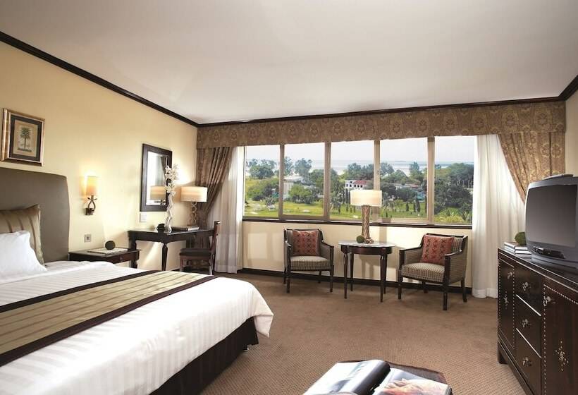 수피리어 룸, Dar Es Salaam Serena