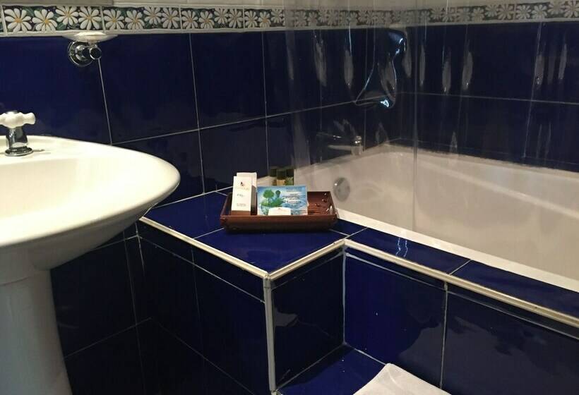 高级大房间, Emaus Bogotá