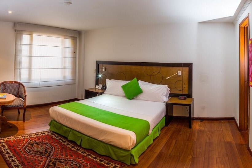 高级大房间, Emaus Bogotá