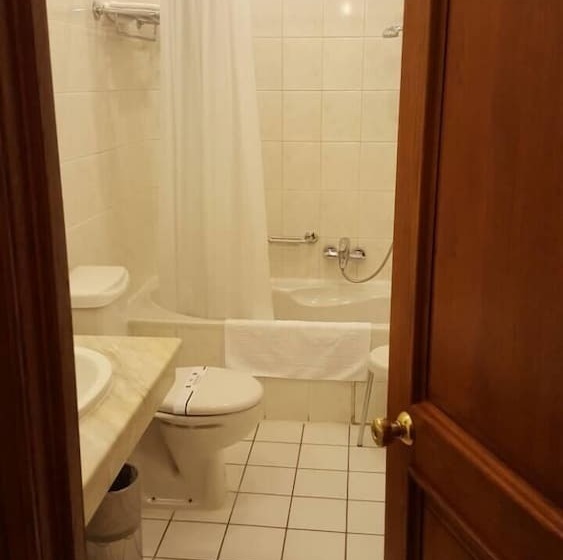 اتاق اکونومی یک تخته, Grand Hotel Ukraine