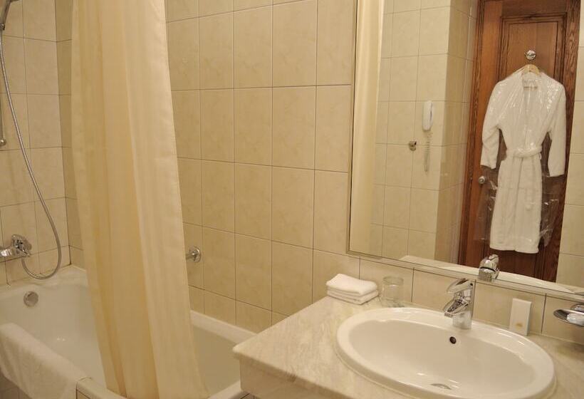 سوییت, Grand Hotel Ukraine