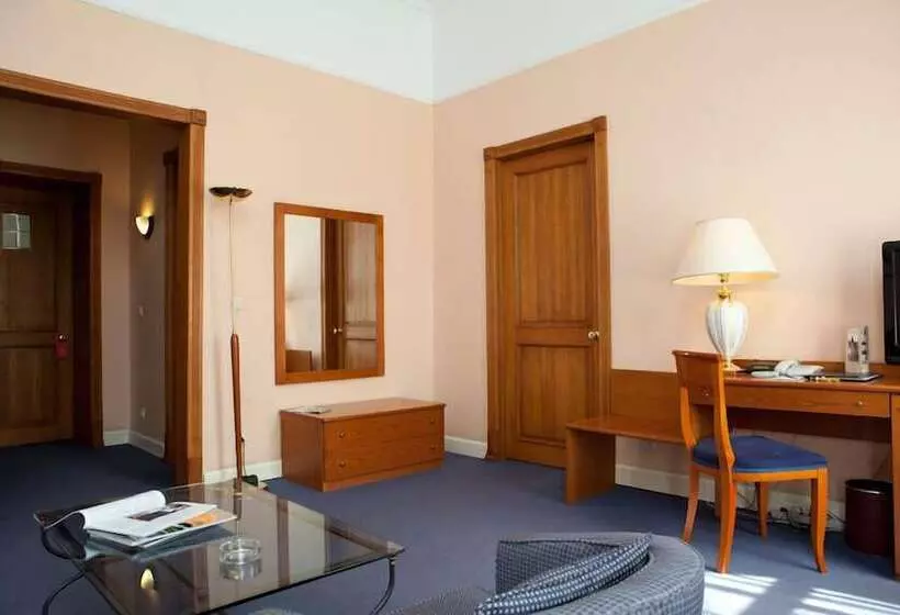 سوییت, Grand Hotel Ukraine