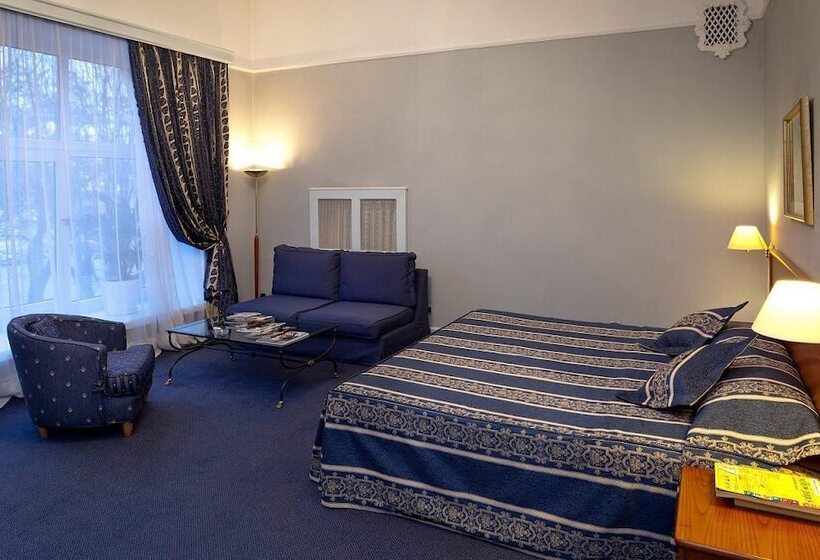 سوییت, Grand Hotel Ukraine