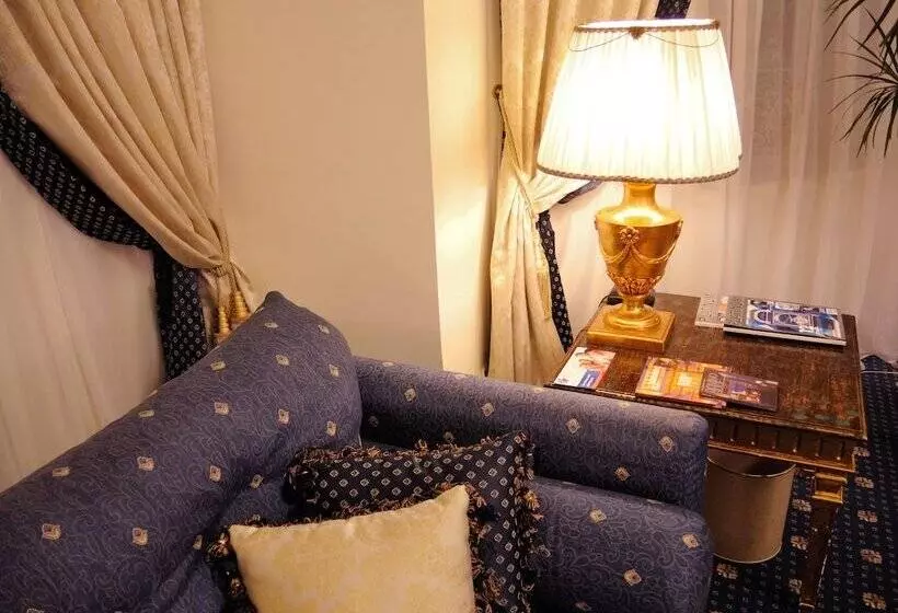 سوئیت پرزیدنت, Grand Hotel Ukraine