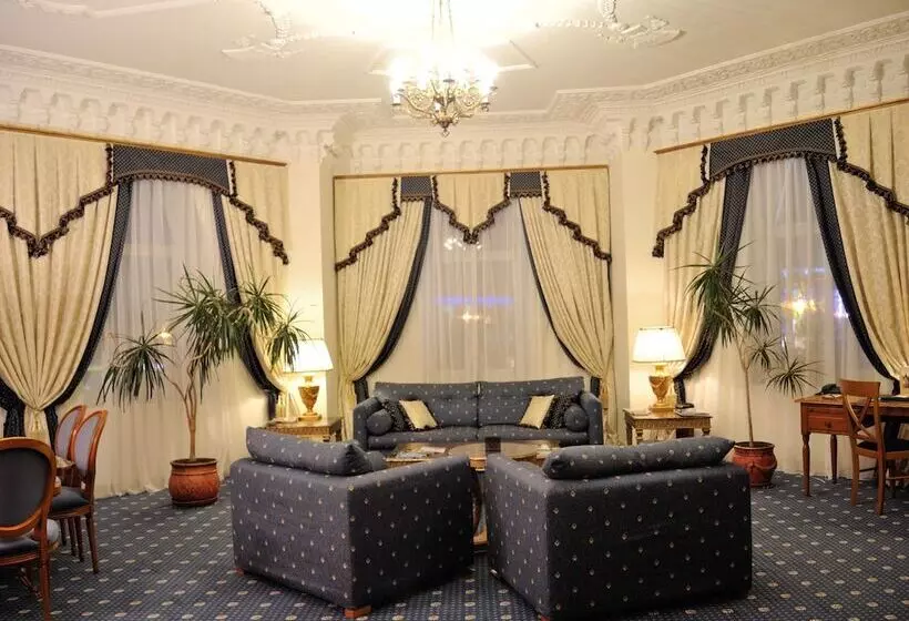 سوئیت پرزیدنت, Grand Hotel Ukraine