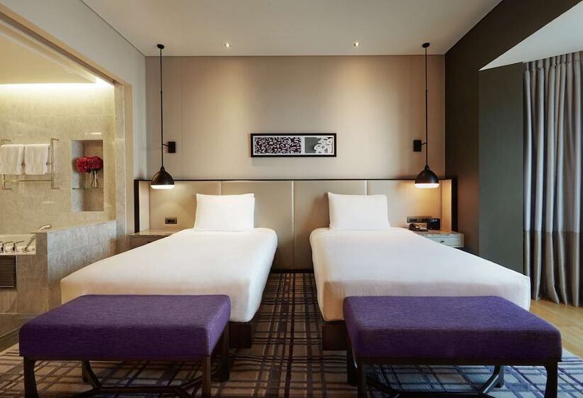 اتاق لوکس, Hilton Kuala Lumpur