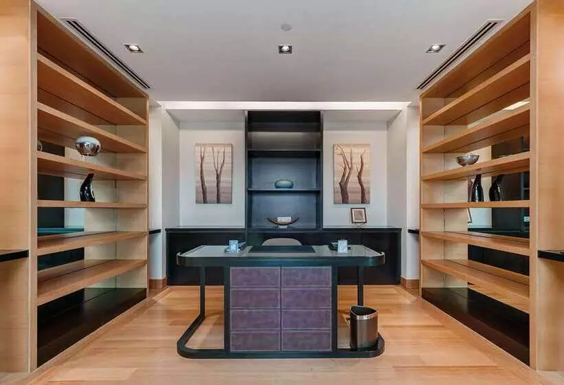 سوییت, Hilton Kuala Lumpur
