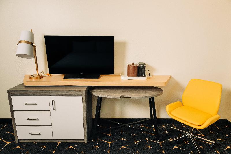 キングサイズベッドのスタンダードルーム, Holiday Inn San Salvador, An Ihg