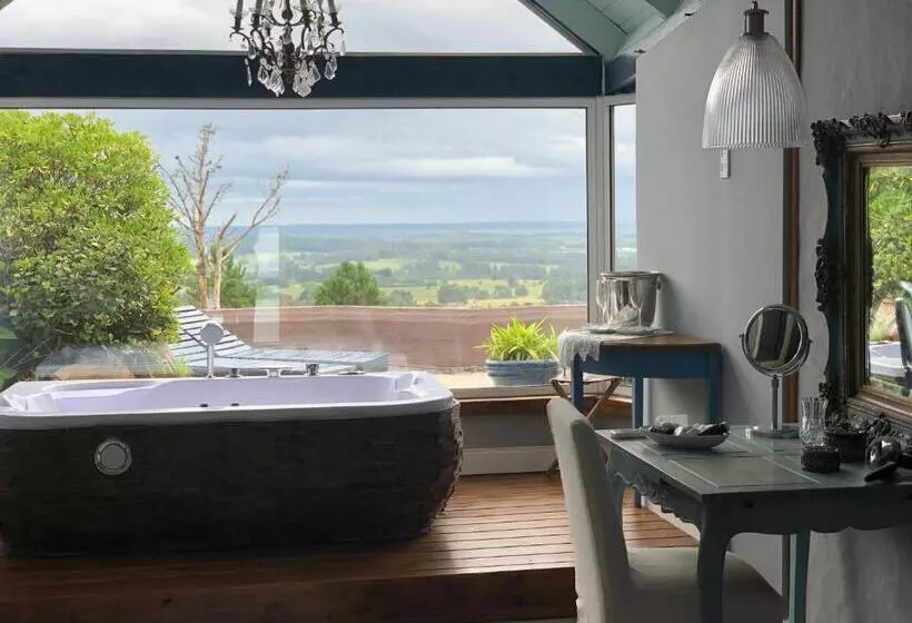 オーシャンビューデラックススイート, Las Cumbres