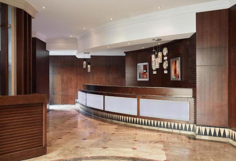 带大床的套房, Le Méridien Makkah