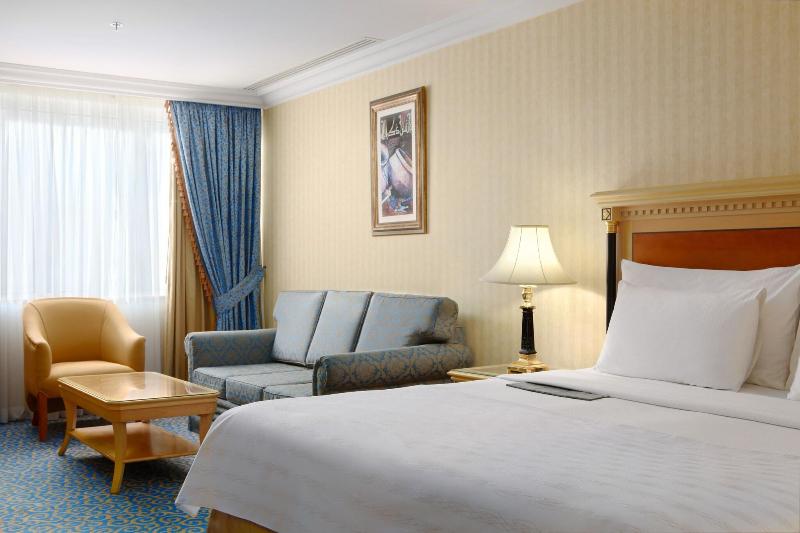 带大床的套房, Le Méridien Makkah