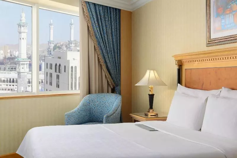 اتاق سوپریور با تخت بزرگ, Le Méridien Makkah
