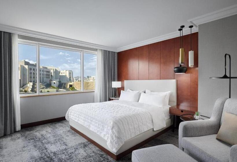 带大床的高级房间, Le Méridien Makkah