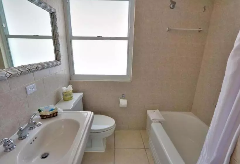 اتاق استاندارد با 2 تخت دوبل, Miramar