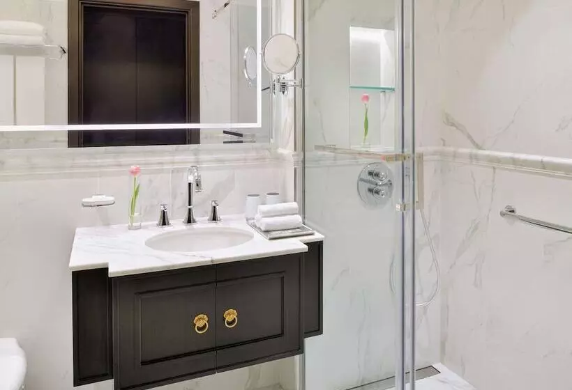اتاق لوکس, Mövenpick Hotel Bahrain