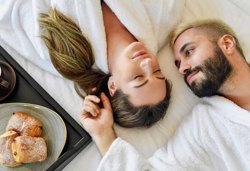 수피리어 룸, Mövenpick Hotel Bahrain