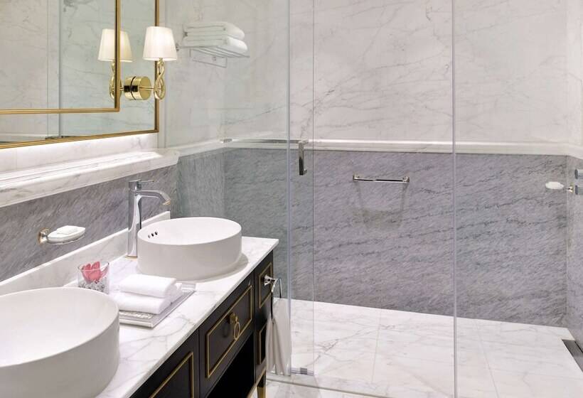 수피리어 룸, Mövenpick Hotel Bahrain