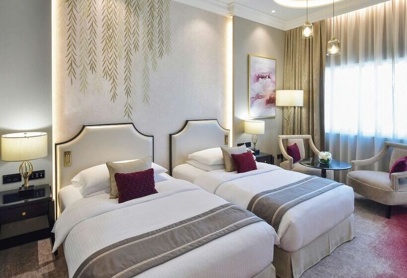 수피리어 룸, Mövenpick Hotel Bahrain