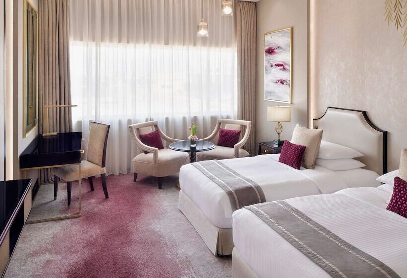 수피리어 룸, Mövenpick Hotel Bahrain