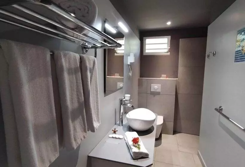 استودیو خانوادگی, Residence Habitation Grande Anse