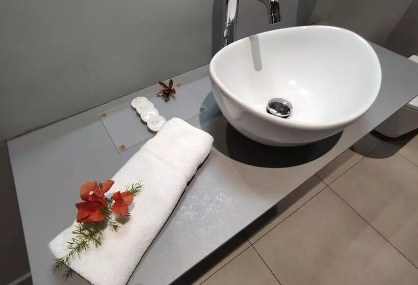 استودیو خانوادگی, Residence Habitation Grande Anse
