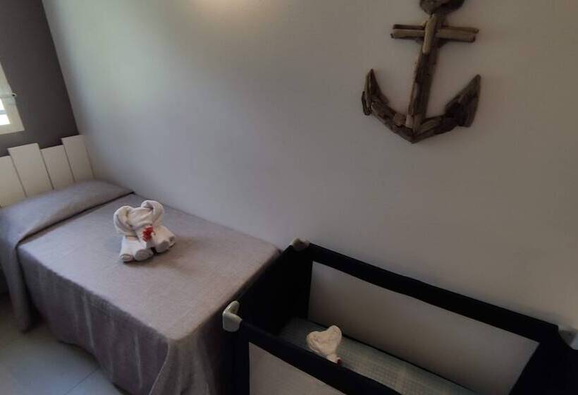 استودیو خانوادگی, Residence Habitation Grande Anse